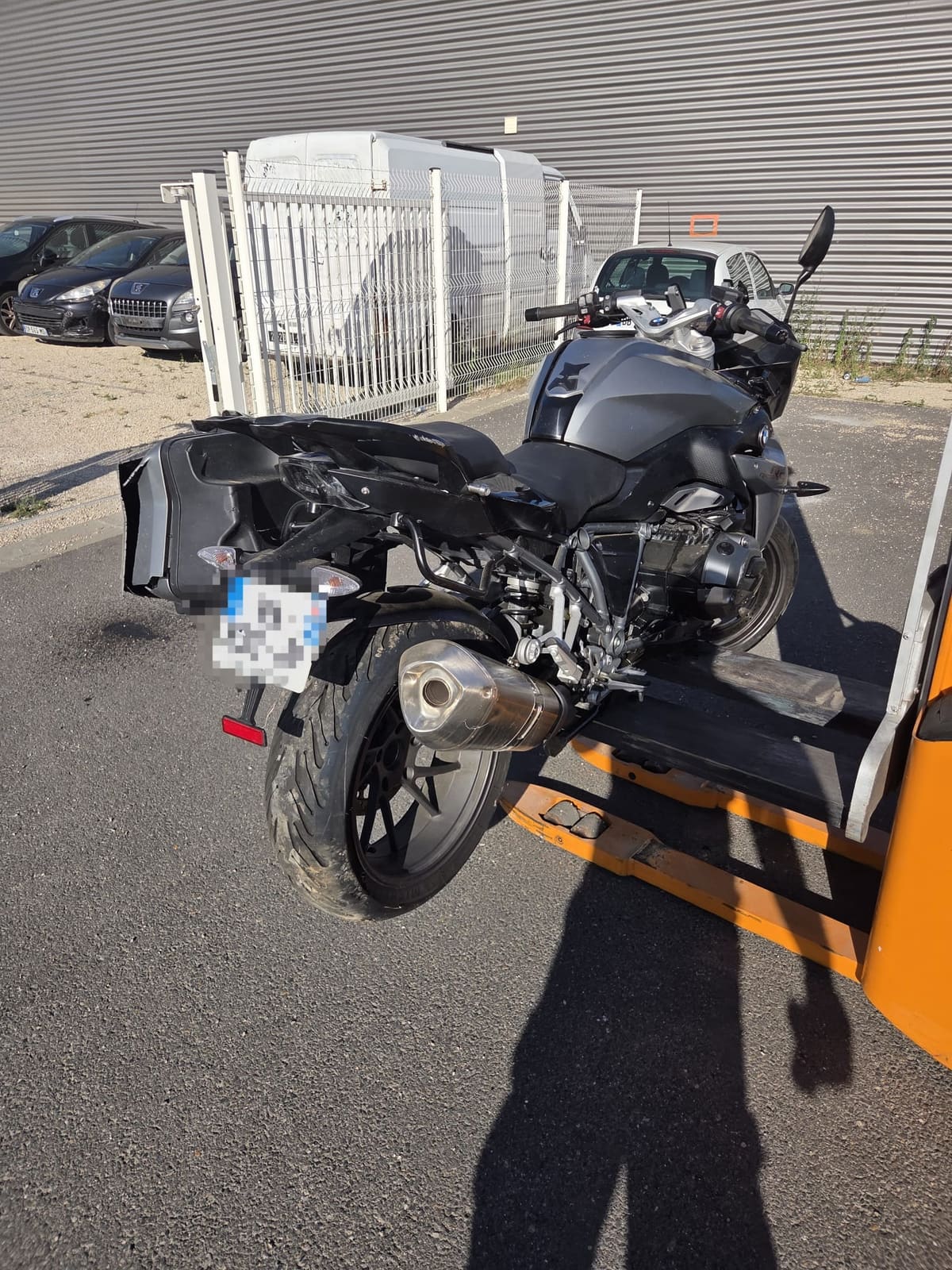 Deux-roues épave enlevé par JLAUTO